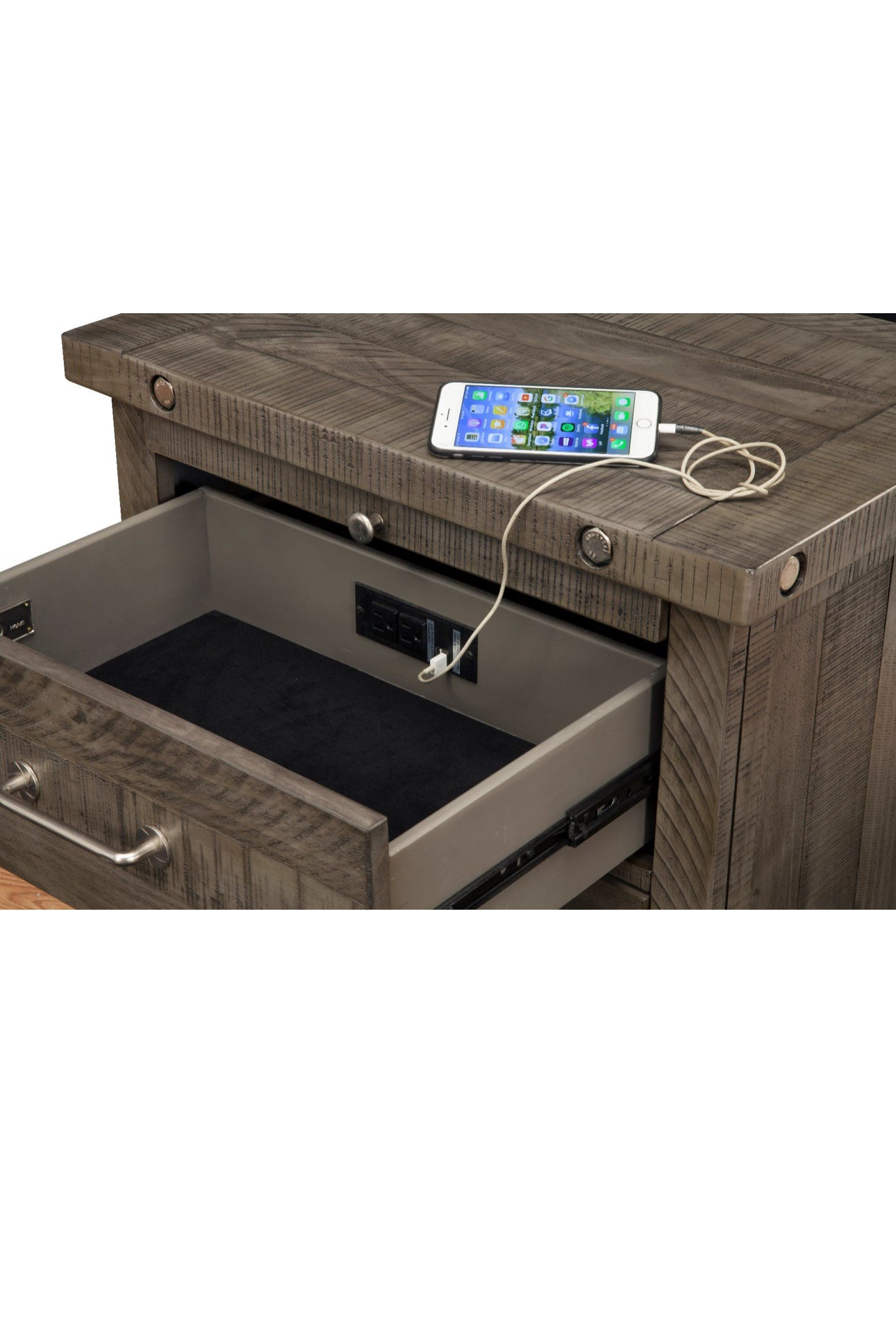 4PC QUEEN BEDROOM SET