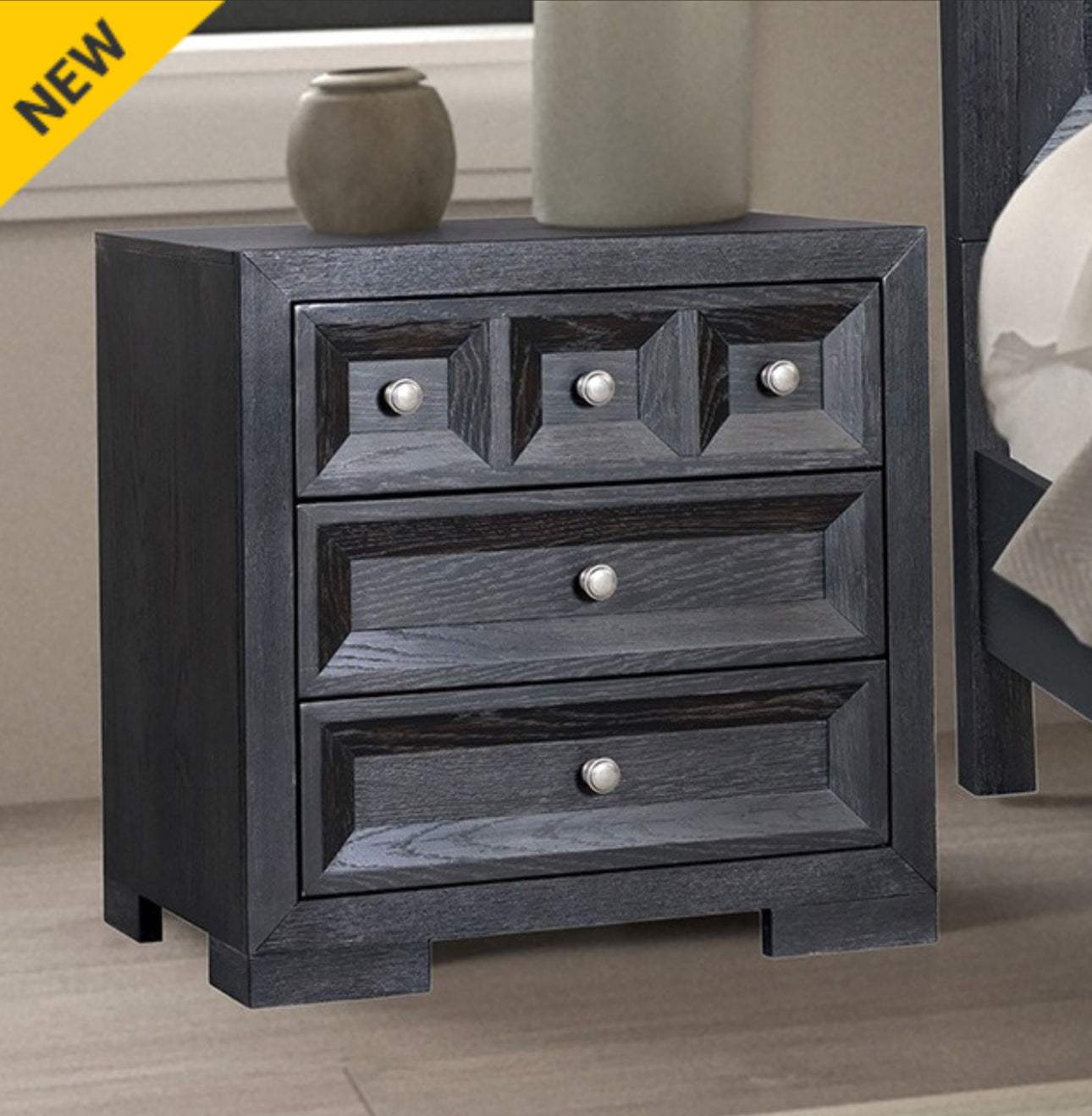 QUEEN OR KING BEDROOM SET