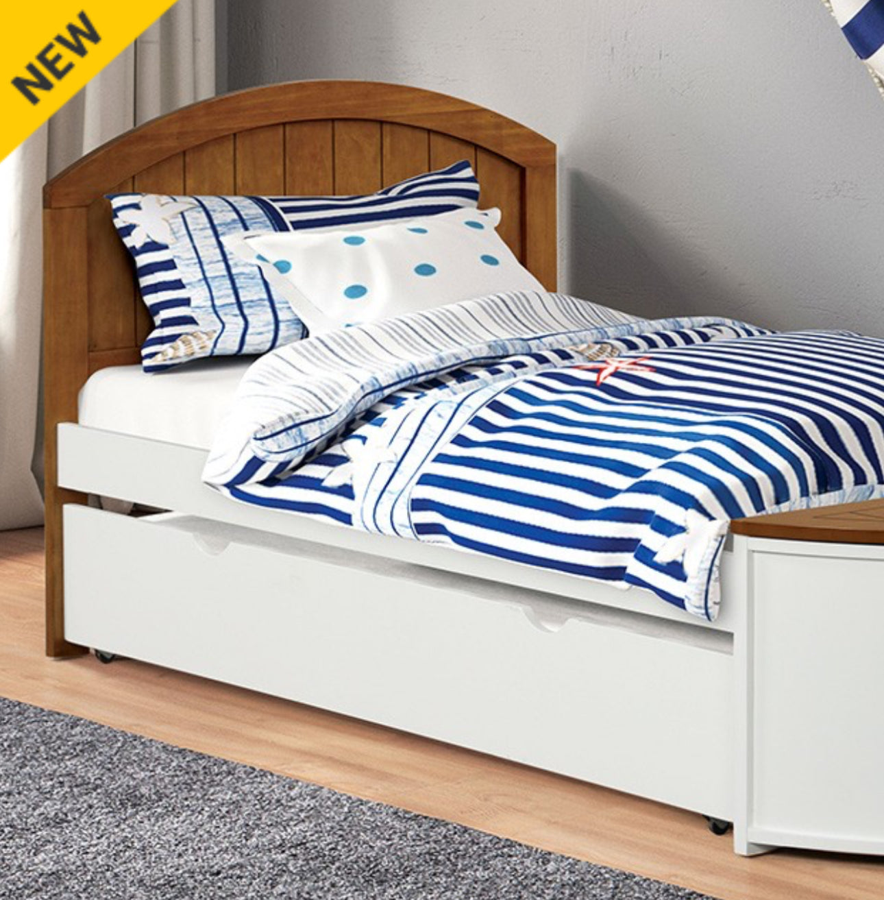 TWIN BOAT DAY BED WITH TRUNDLE