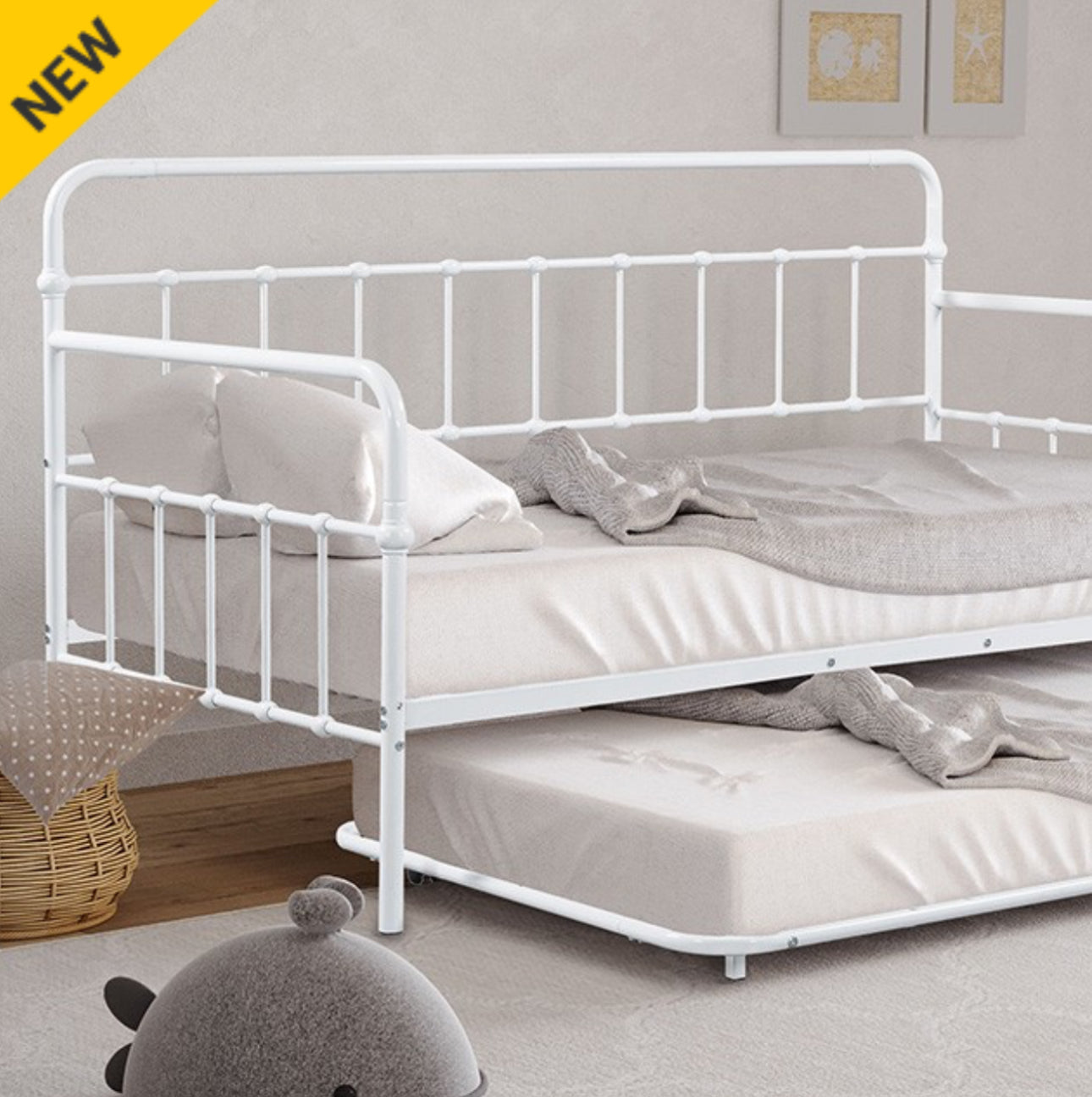 TWIN DAYBED WITH TRUNDLE